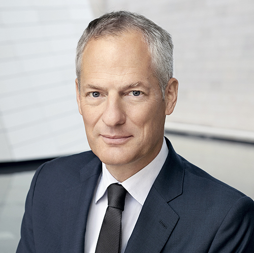 Luxe : Antoine Arnault nommé directeur général de la holding qui contrôle  LVMH