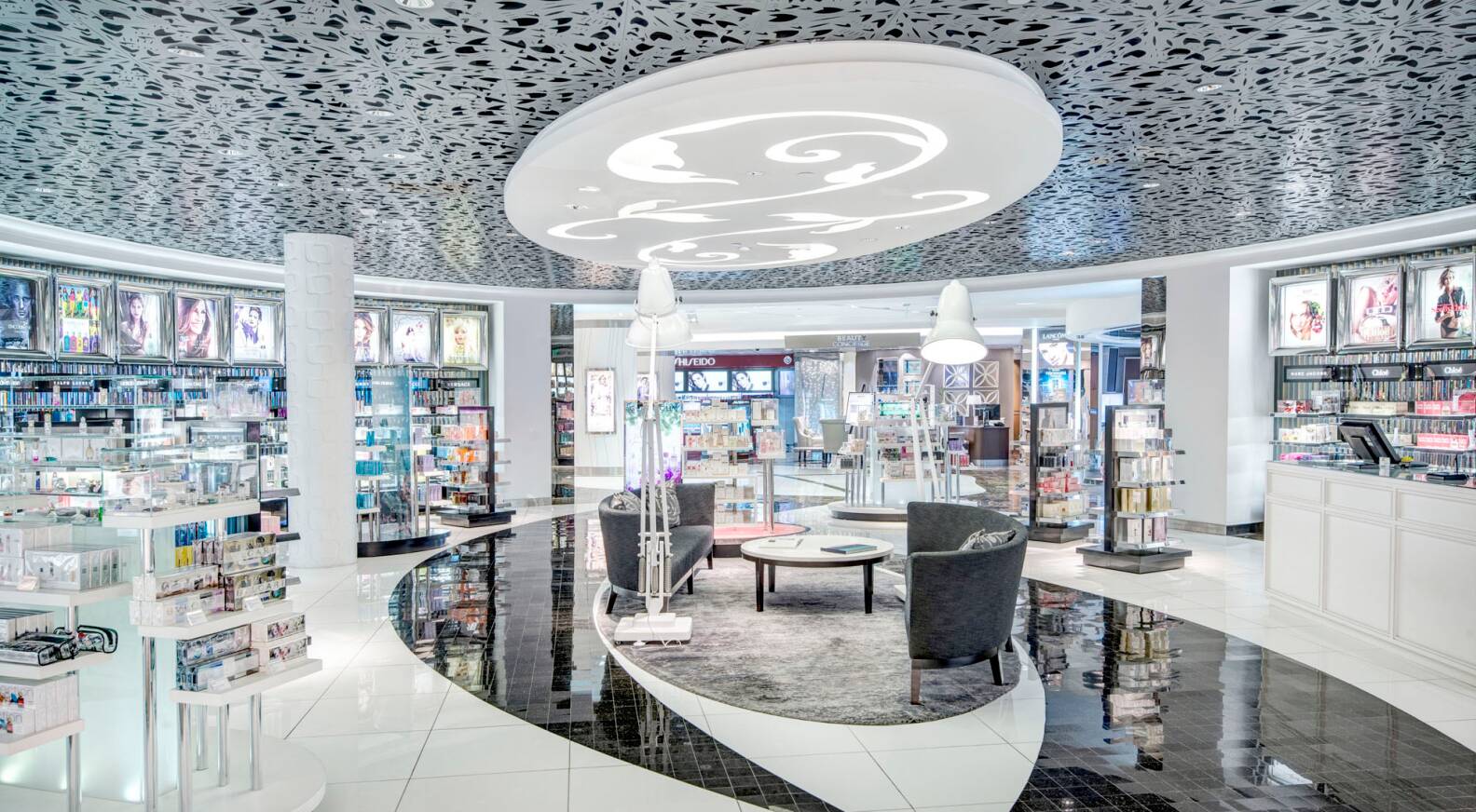First Moët Hennessy Travel Retail boutique - LVMH
