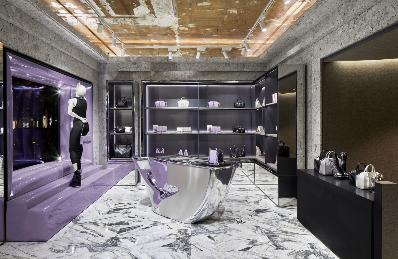 New Milestone Unlocked: Dior Opens Its First Men's Store in