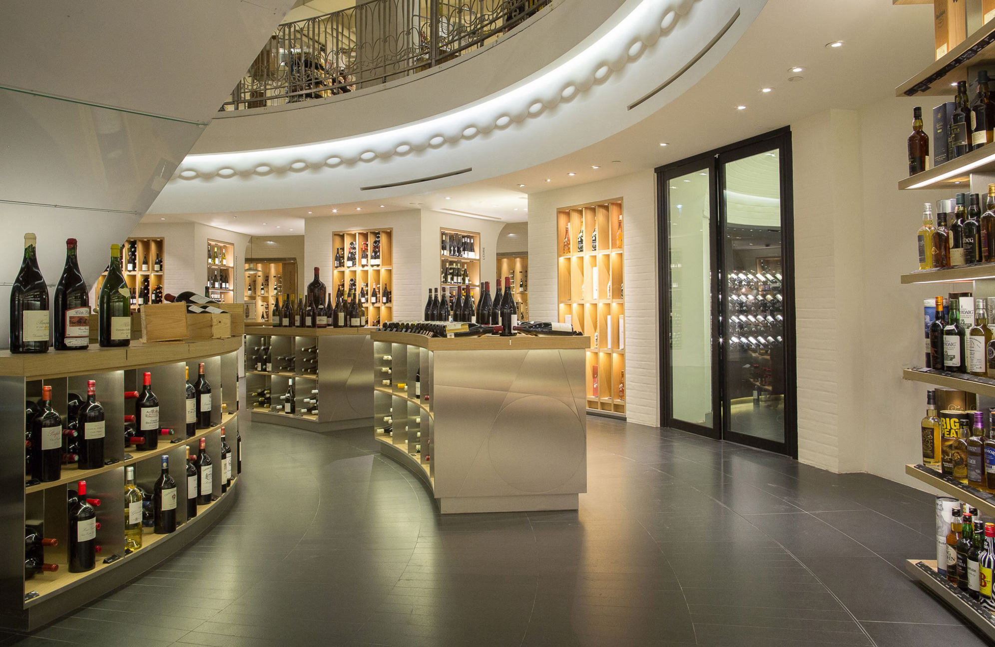 La Grande Epicerie de Paris remains open and supports stakeholders during  the Covid-19 crisis - LVMH