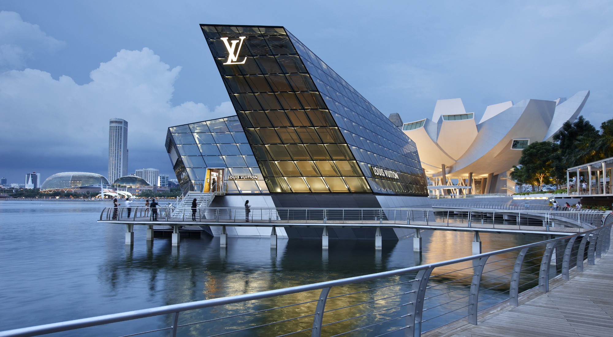 Unique Design Glass Building of Louis Vuitton Fashion House and Luxury  Retail at Marina Bay Sands, Singapore. Editorial Image - Image of  architecture, bond: 123815555