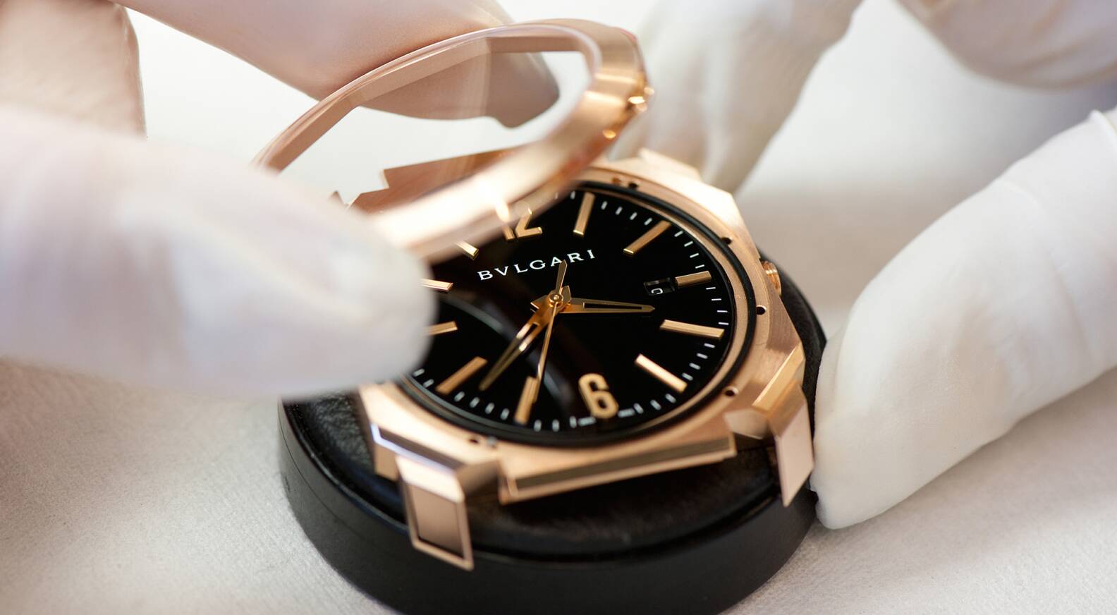 Bulgari: a high-end watch manufacture 