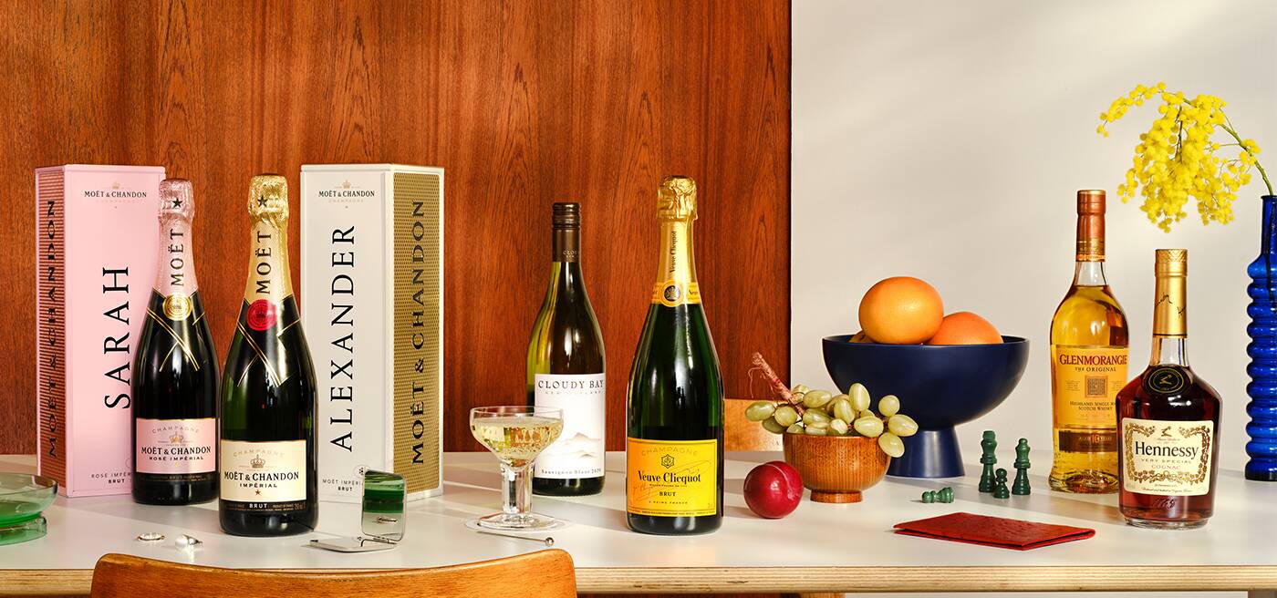 19 Famous Champagne Brands and Their Logos  Champagne brands, Moet  chandon, Champagne
