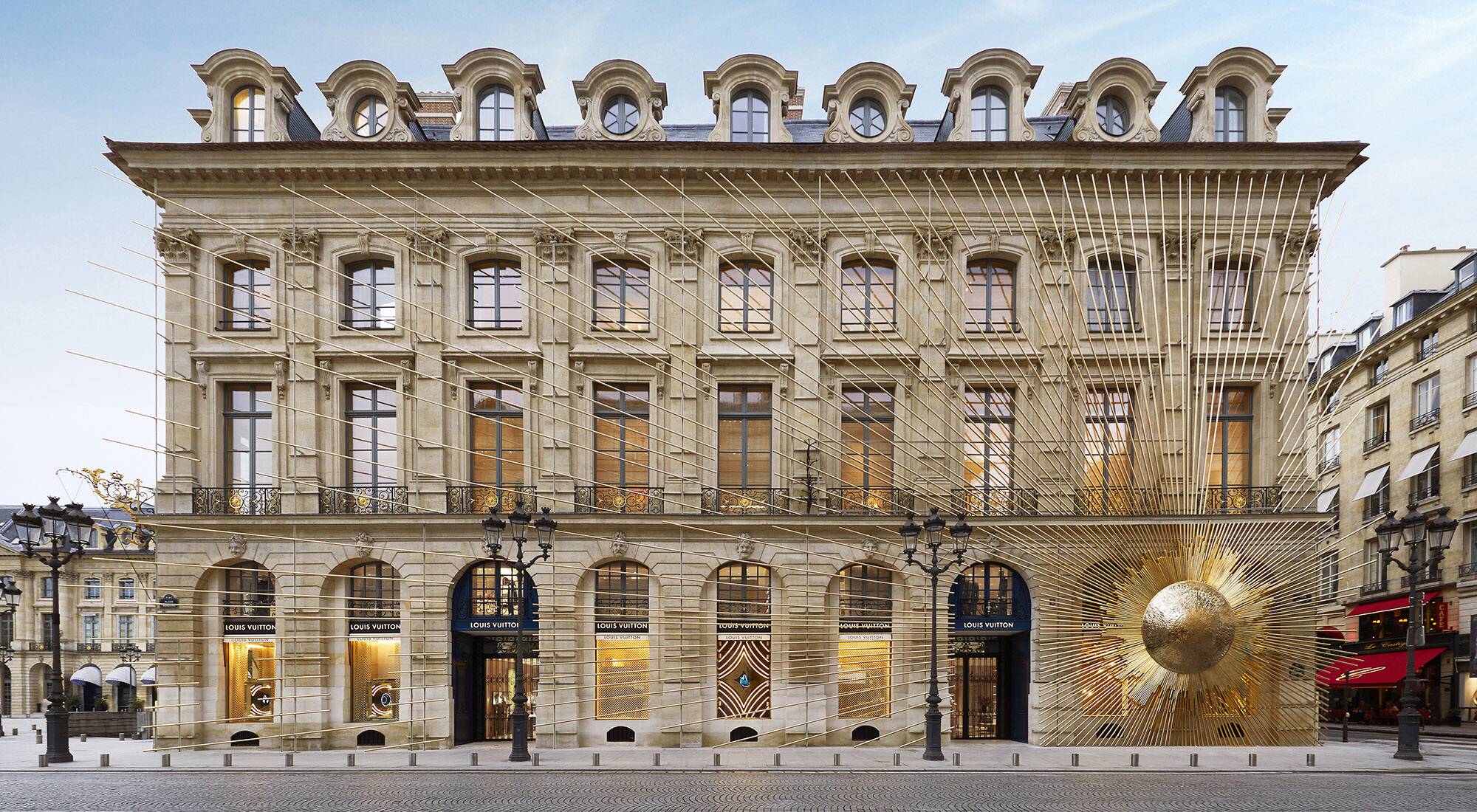 Louis Vuitton ritorna alle origini con l'inaugurazione della