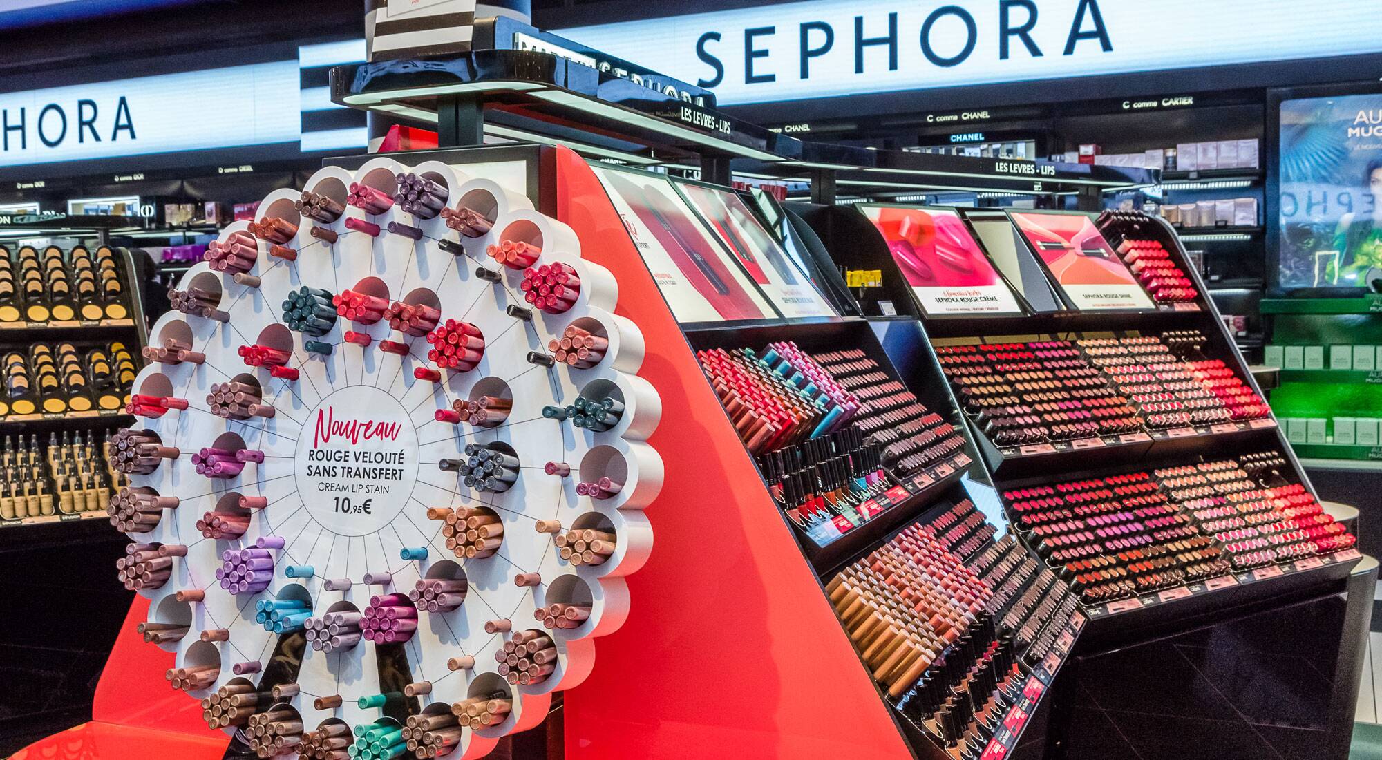 LVMH : Cosmetics retailer Sephora postpones opening of Iran shops
