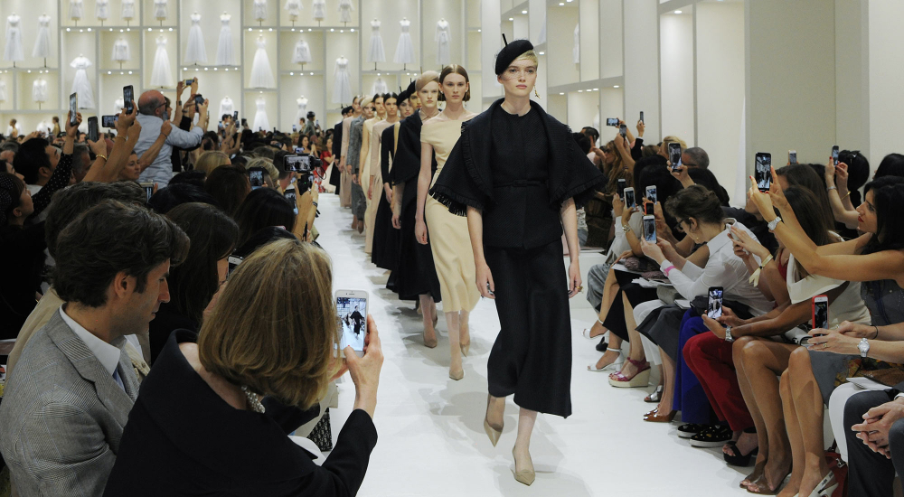 Maria Grazia Chiuri pays tribute to couture ateliers with Dior Fall ...
