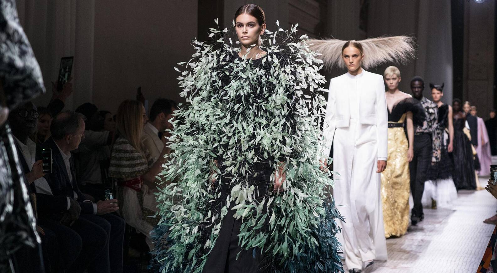 givenchy 2019 haute couture