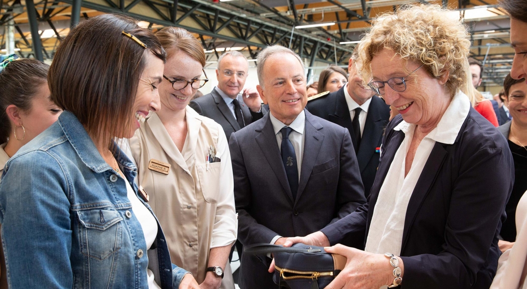Louis Vuitton inaugure en grand son nouvel atelier de production à