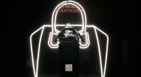 Givenchy celebrates the 10th anniversary of its Antigona bag by ...