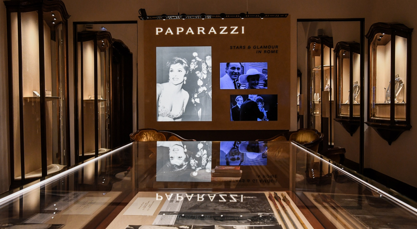 La Dolce Vita and paparazzis star in new Bulgari exhibition - LVMH