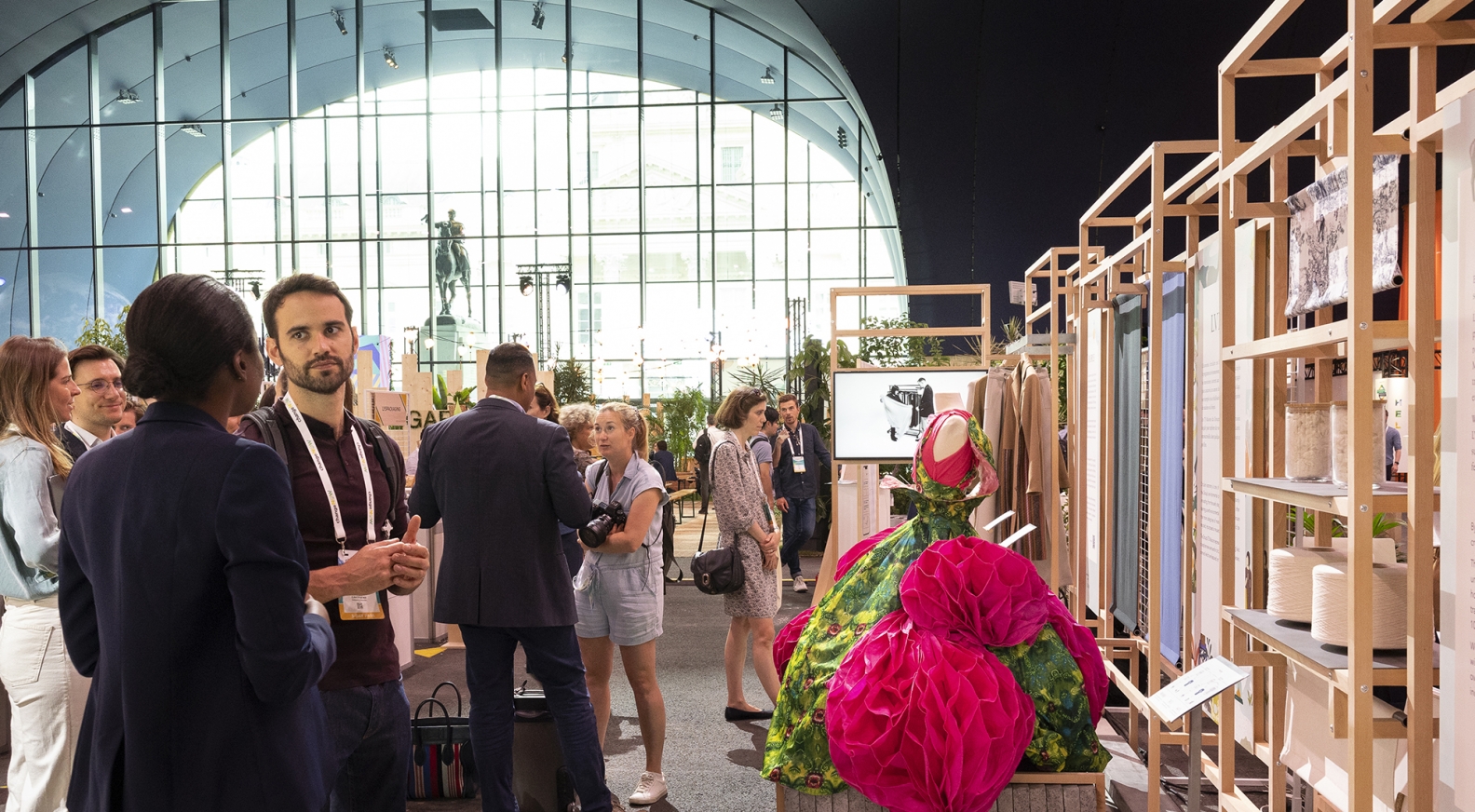 The LVMH Startup House Welcomes 8 Innovative Gems in the Field of Supply  Chain and Circularity