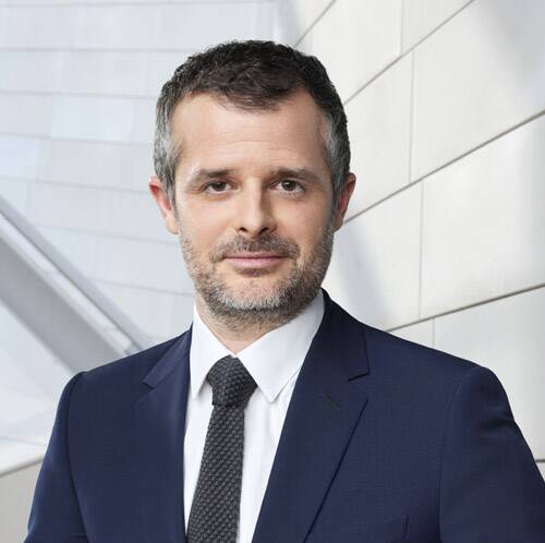 Luxe : Antoine Arnault nommé directeur général de la holding qui contrôle  LVMH