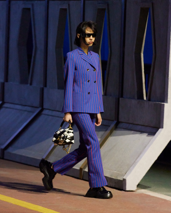 Louis Vuitton – PFO - Premium Fashion Origin
