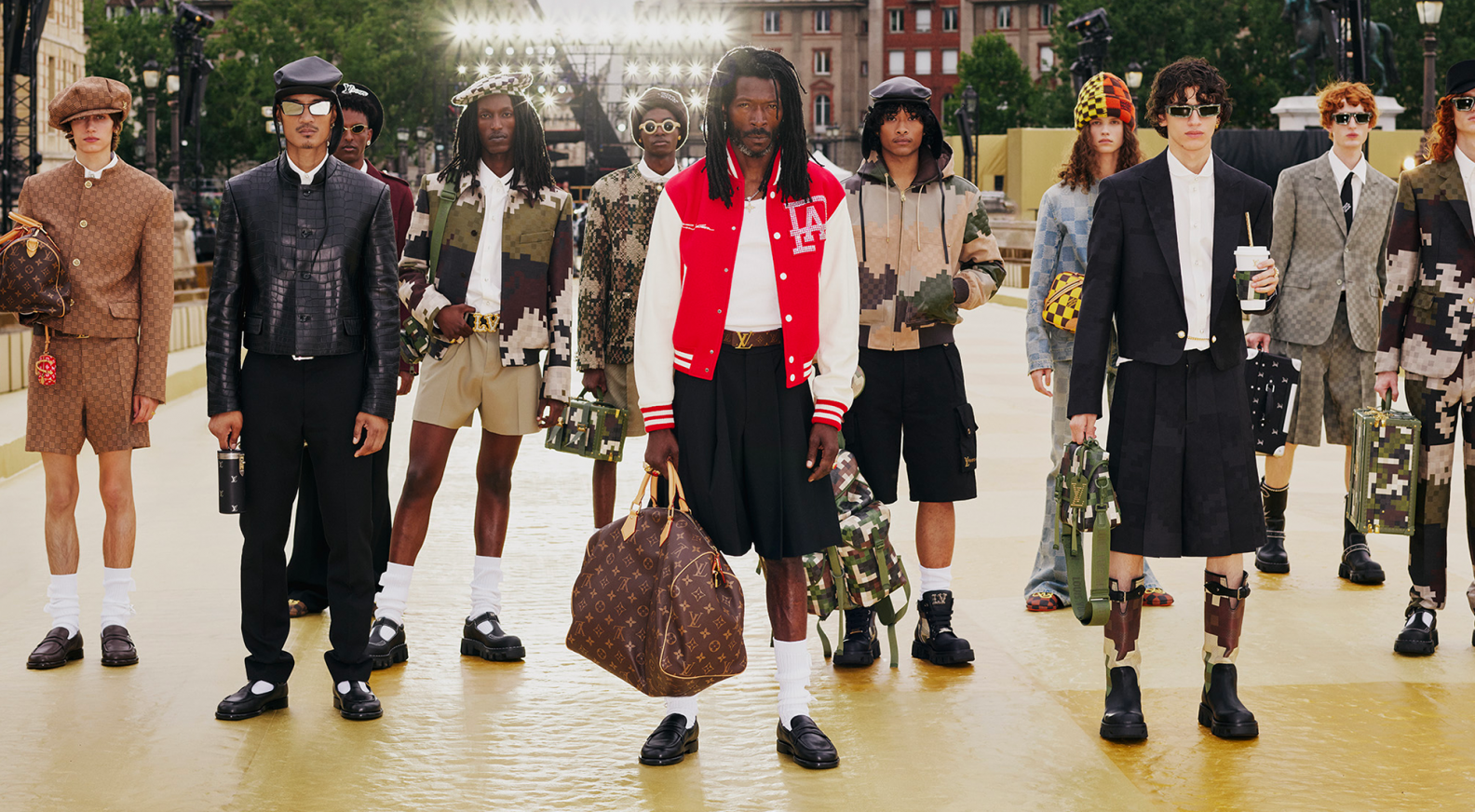 Louis Vuitton kicks off Paris Fashion Week for Men with Pharrell Williams' first Spring/Summer 2024 collection - LVMH